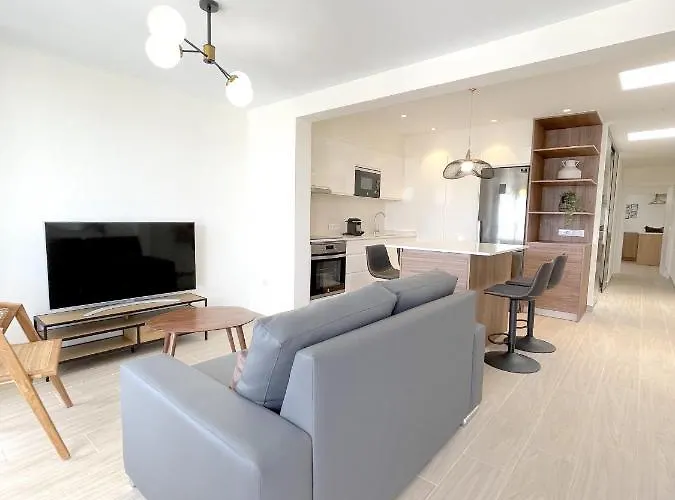 Casahost Bastian Costa Teguise